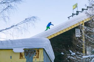 Bungee jumping z věže