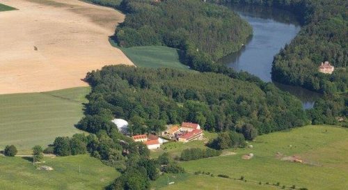 Romantický pobyt na statku Stein — dvoudenní wellnes pro dva + pětichodová večeře při svíčkách