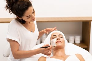 Zážitek Beauty balíček: Kosmetické ošetření přírodní kosmetikou Praha