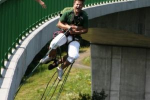 Bungee jumping - Kieneova houpačka