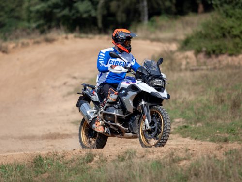 Motorky na enduro trati