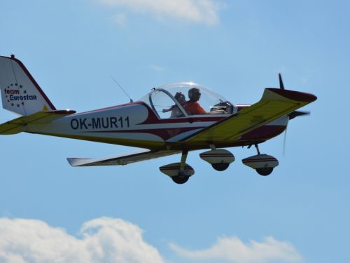 Pilotem ultralehkého letadla na zkoušku Praha