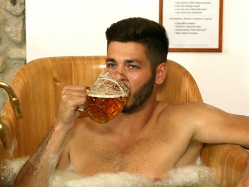 Pivní koupel s neomezenou konzumací piva Bernard Praha