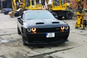 Zážitková jízda autem Dodge Challenger