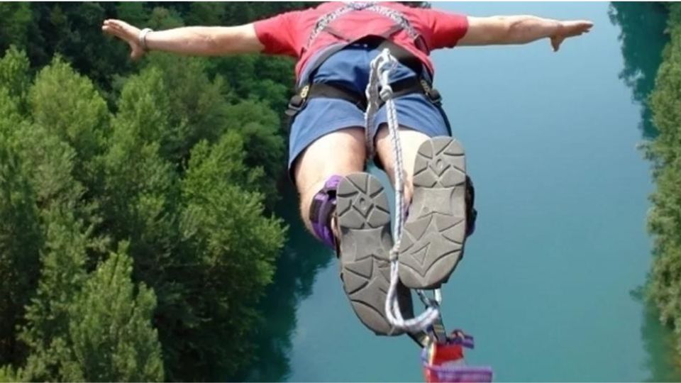 Bungee jumping z nejvyššího mostu v České Republice