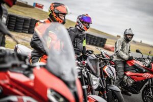 Škola smyku pro motorkáře