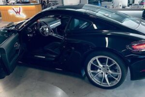 Zážitek Jízda v Porsche 718 na okruhu Autodrom Most