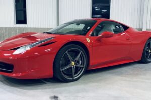 Zážitek Jízda ve Ferrari 458 Italia na okruhu Autodrom Most