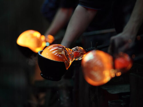 Zážitek Soukromá prohlídka sklářské hutě v Kamenickém Šenově